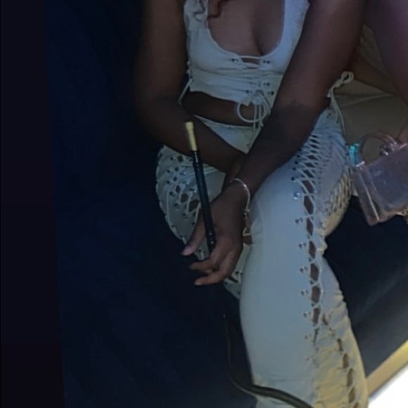 Strung up 2 Piece pants set. Very Stretchy and comfortable. The item is bran new - Picture 2 of 3